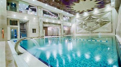 استخر هتل الماس 2 مشهد استخر هتل الماس 2 مشهد